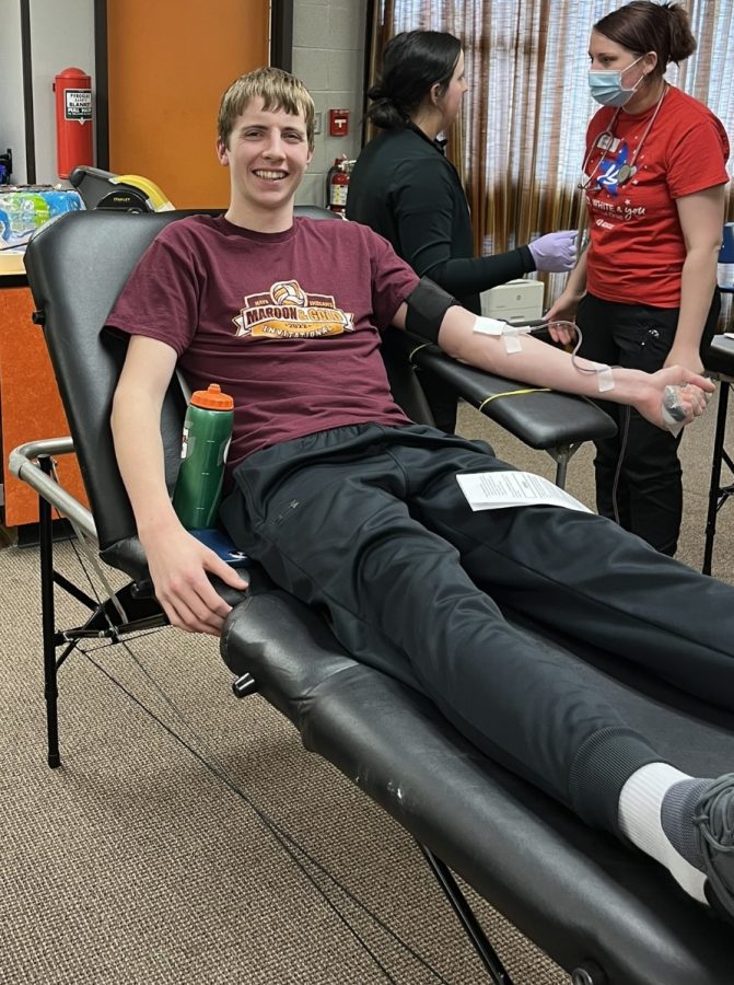 StuCo hosts second blood drive of school year