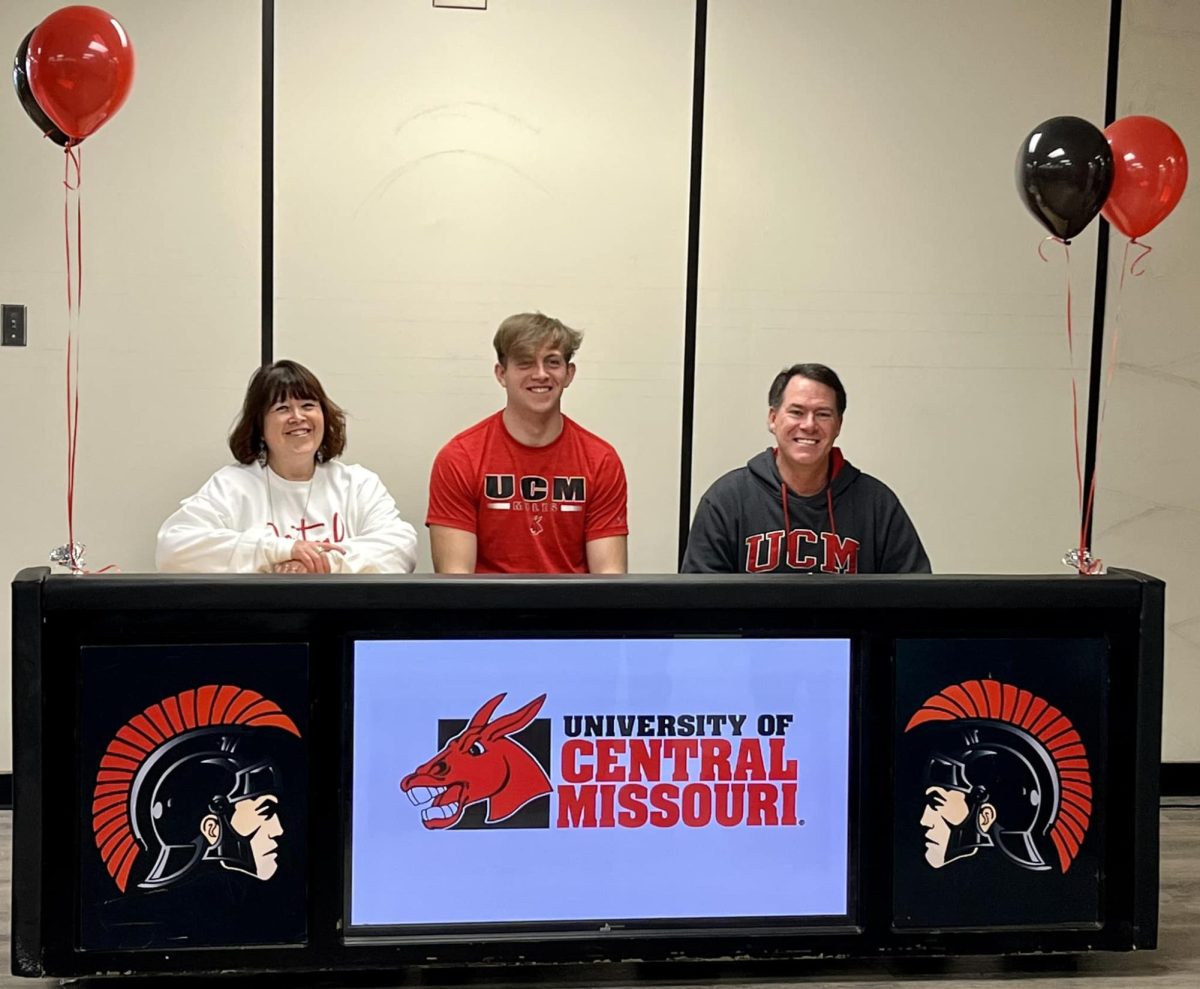 Waters signs with University of Central Missouri