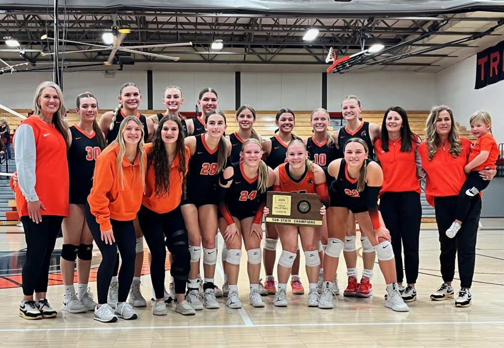 Lady Trojan volleyball advances to State