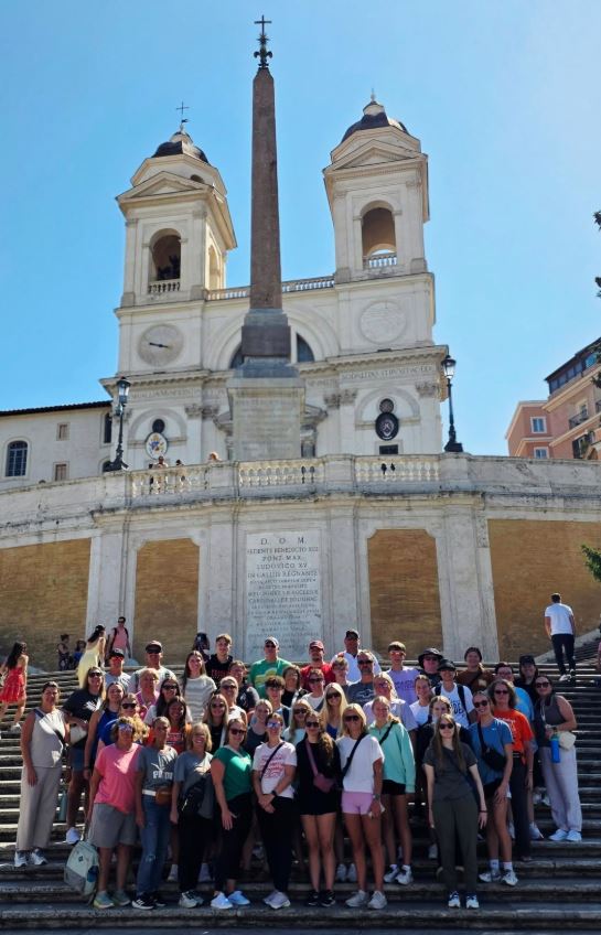 Beloit High group heads to Italy, Greece for once-in-a-lifetime experience