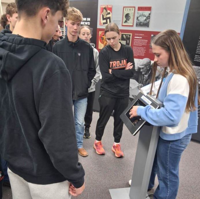 Sophomores experience traveling Holocaust exhibit, tour underground tunnels